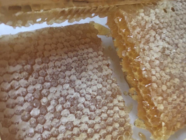 Antique Queen Bee Gift Box
